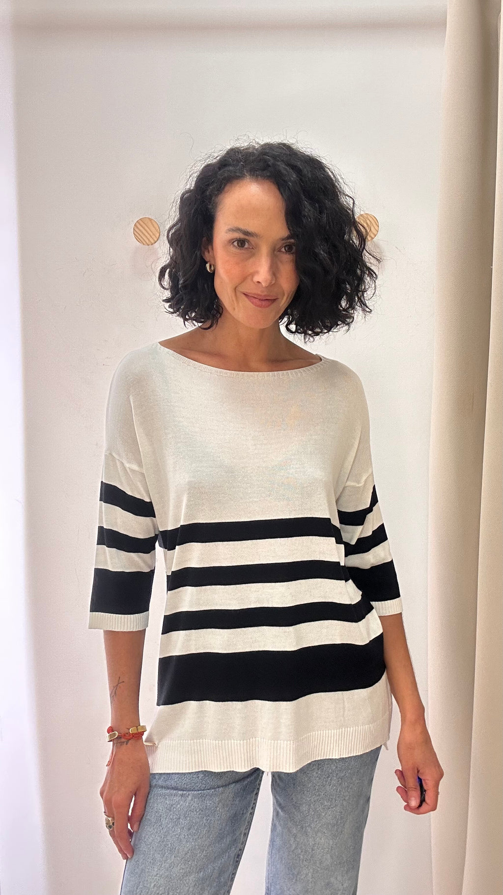 Blusa de Malha Branca com Listras