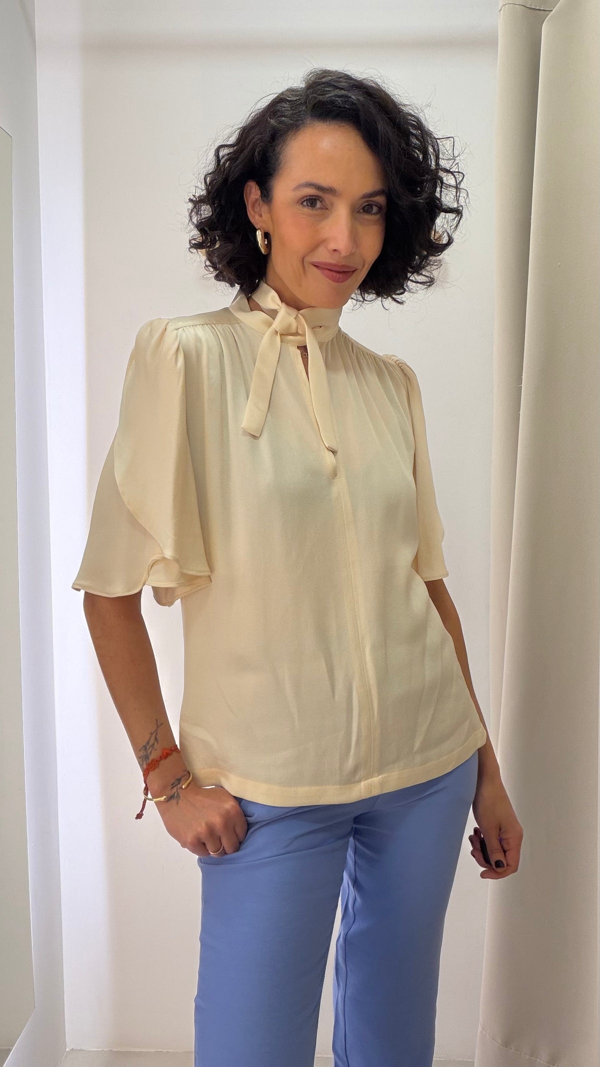 Blusa em seda creme Reinaldo Lourenço