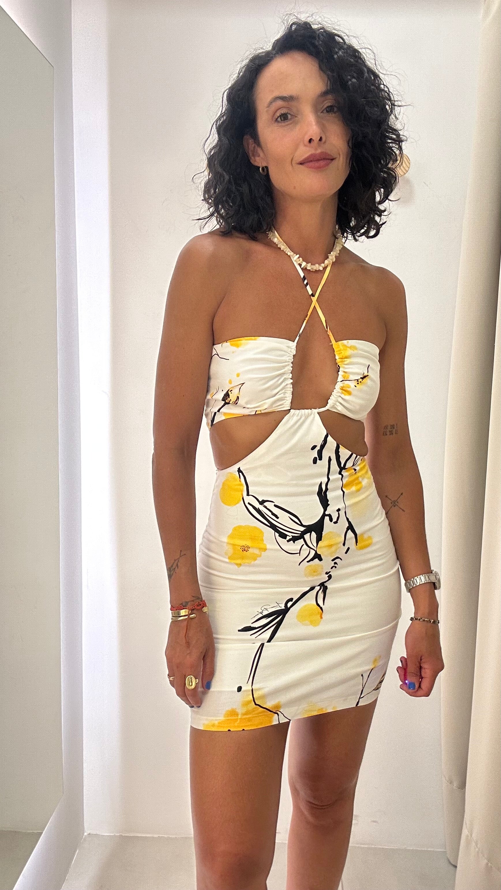 Vestido Strapless Branco com Estampa Floral