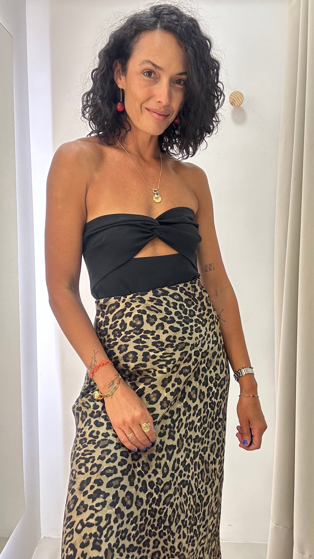 Cropped Tomara que Caia Preto