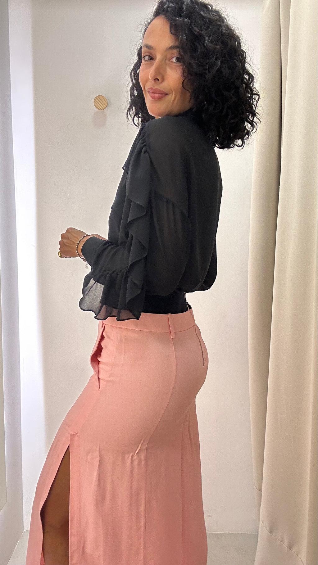 Camisa Babados Preta Ton Âge