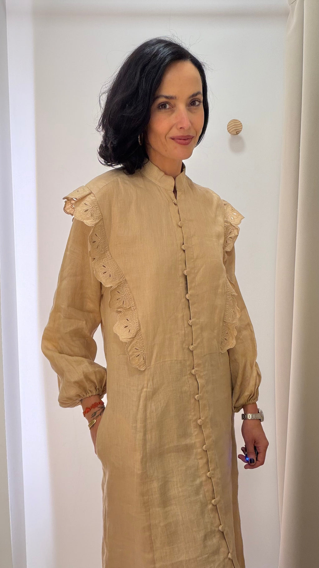 Vestido Bege 100% linho Tatho