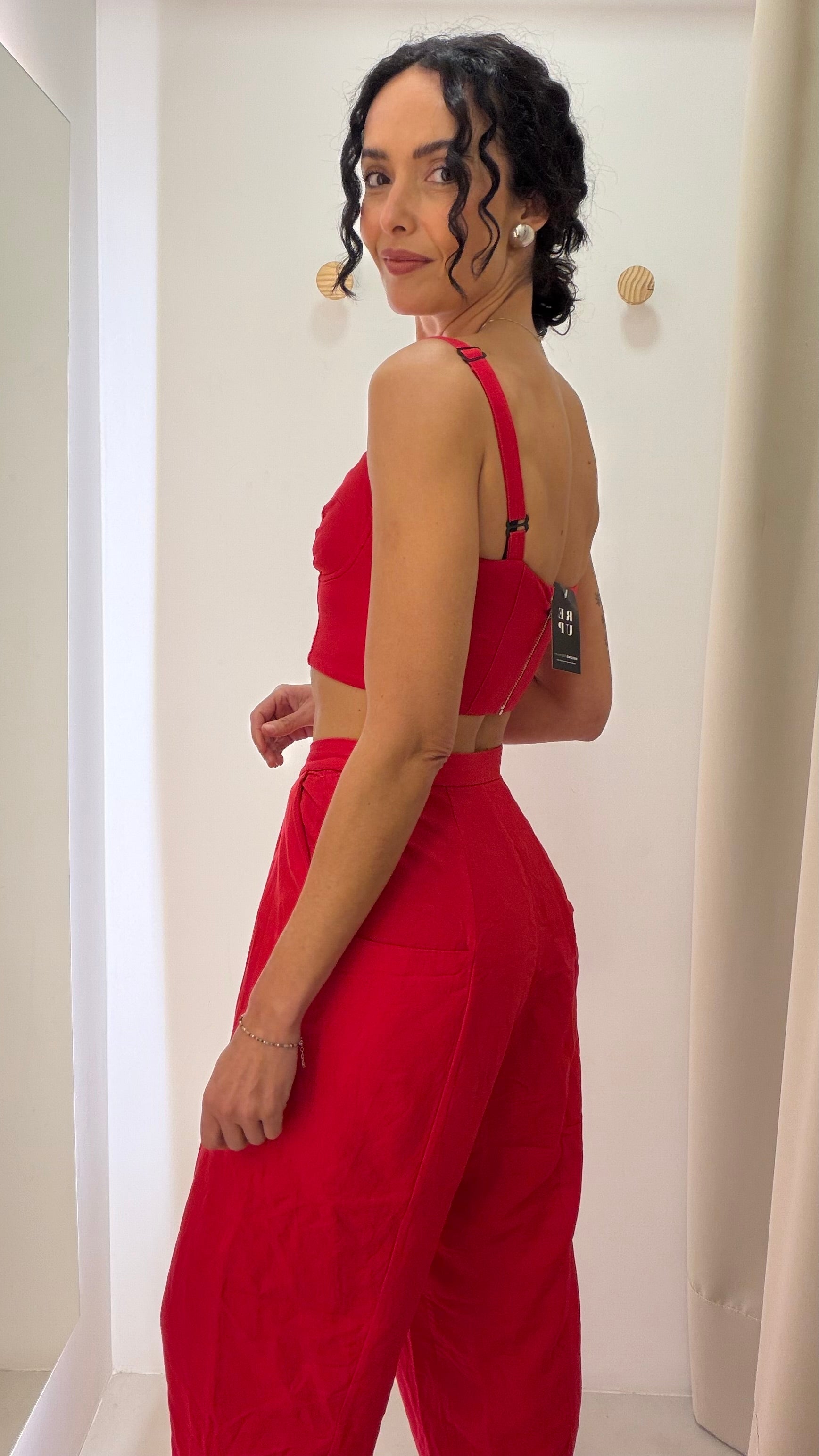 Conjunto vermelho Osklen