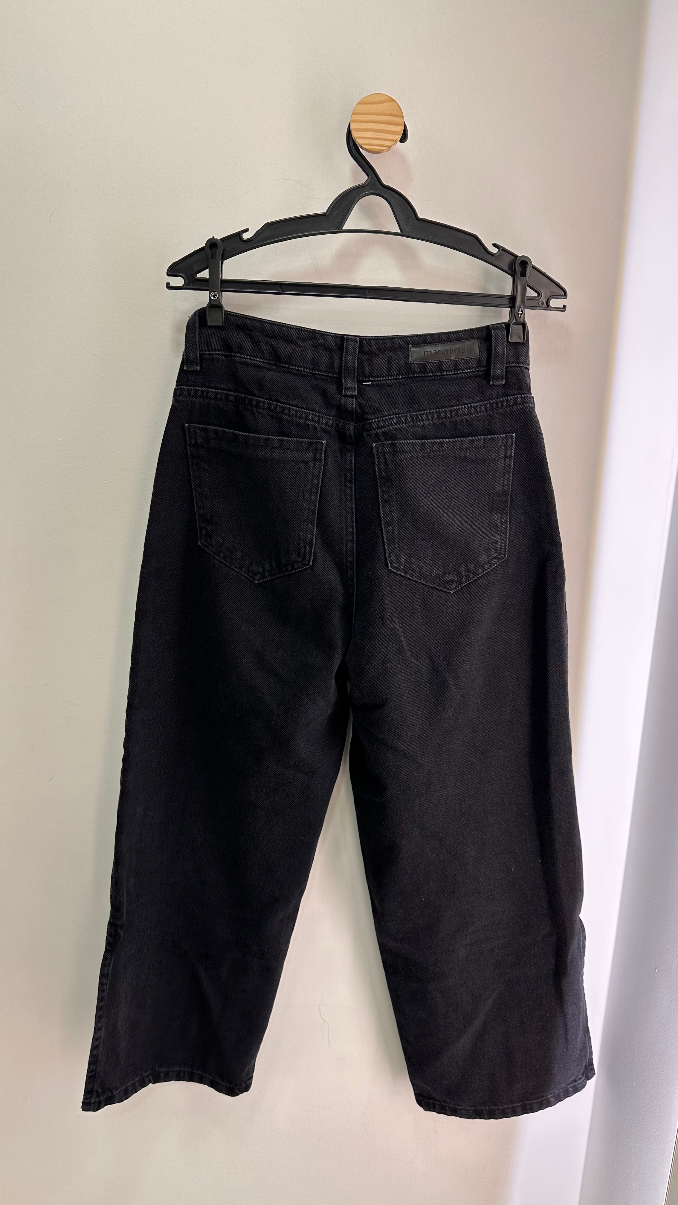 Calça jeans preta Mariaalícia