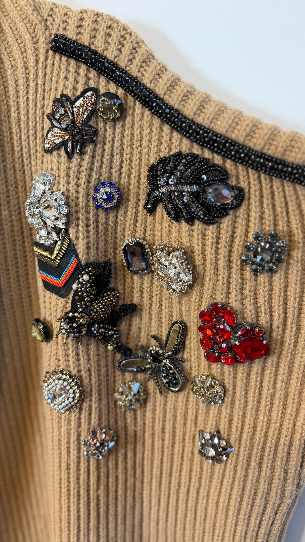 Cardigan com pedrarias Vivoar
