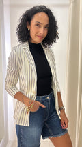 Blazer Listrado Shoulder
