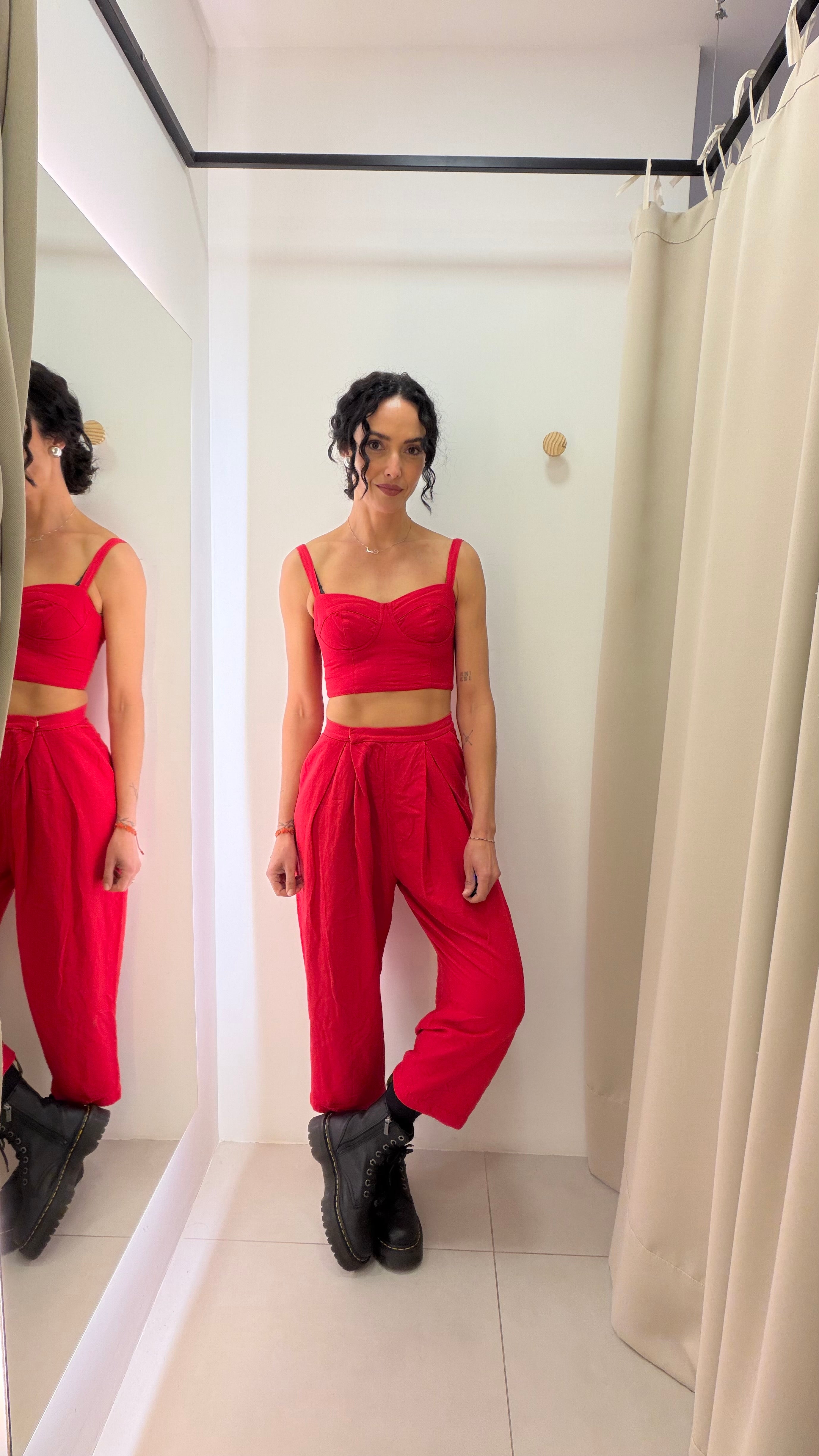 Conjunto vermelho Osklen