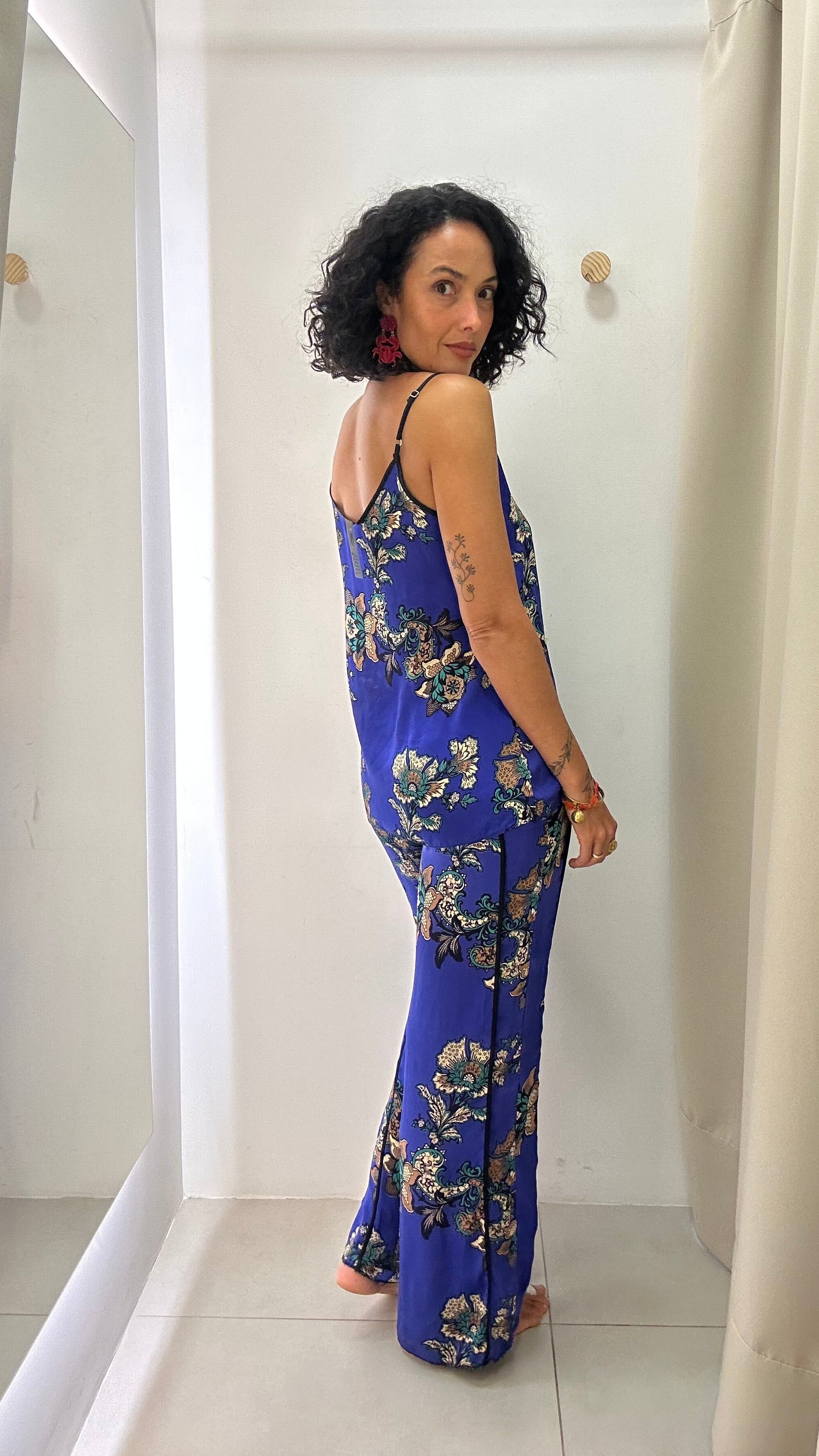 Conjunto estampado MOB