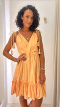 Vestido Coral Babado