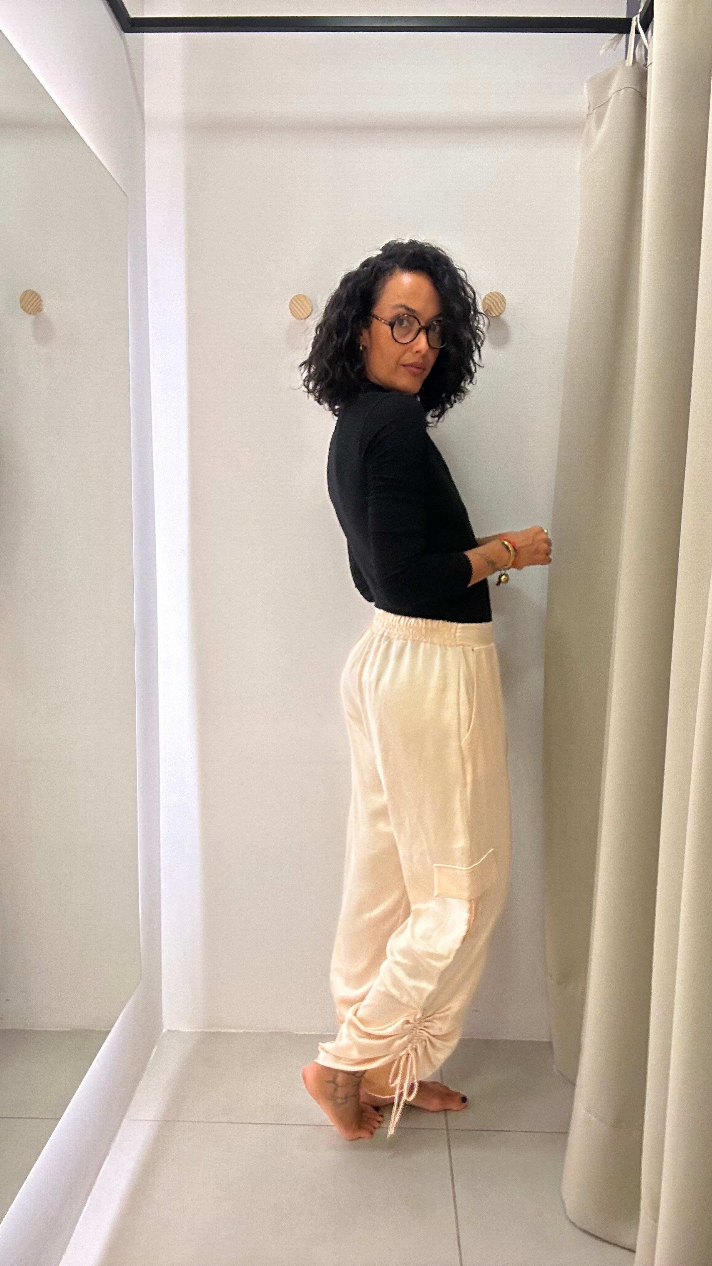 Calça Cetim Rosa Claro Maria Manô