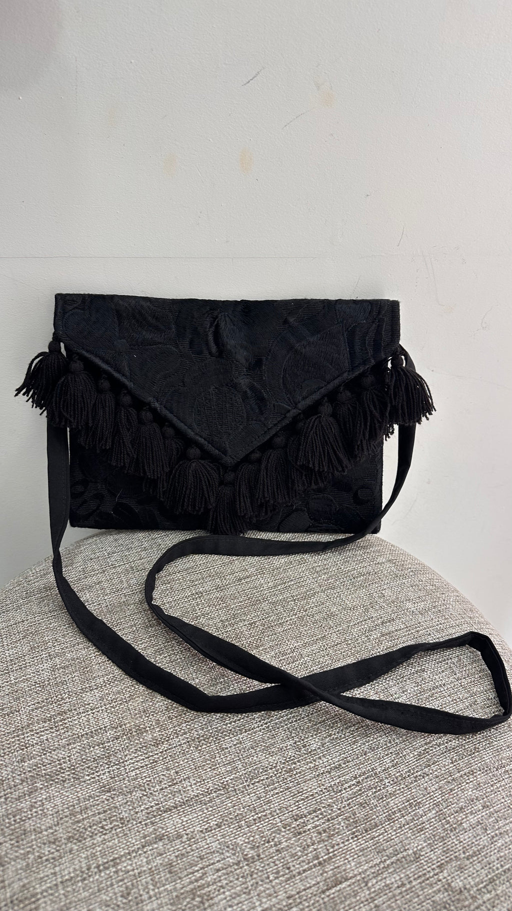 Bolsa preta tassel