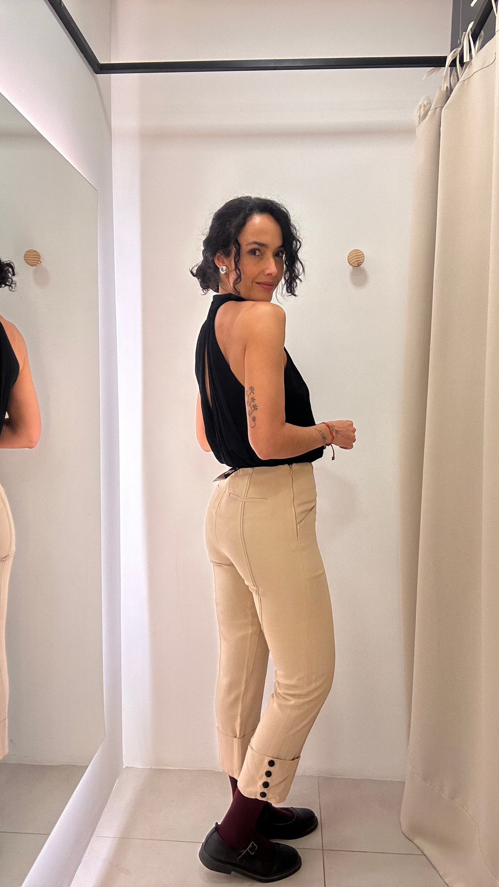 Calça Bege Renata Campos
