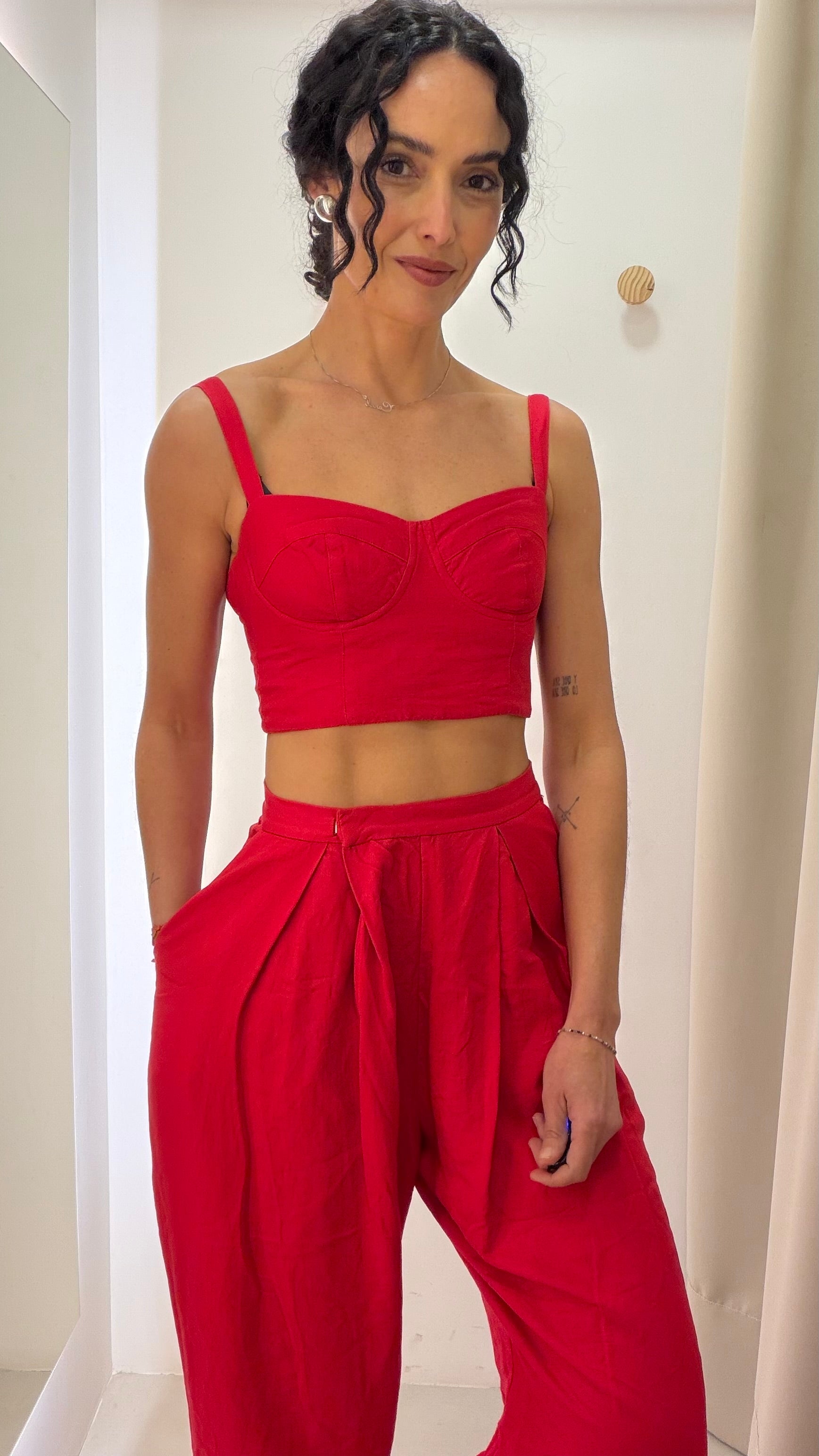 Conjunto vermelho Osklen