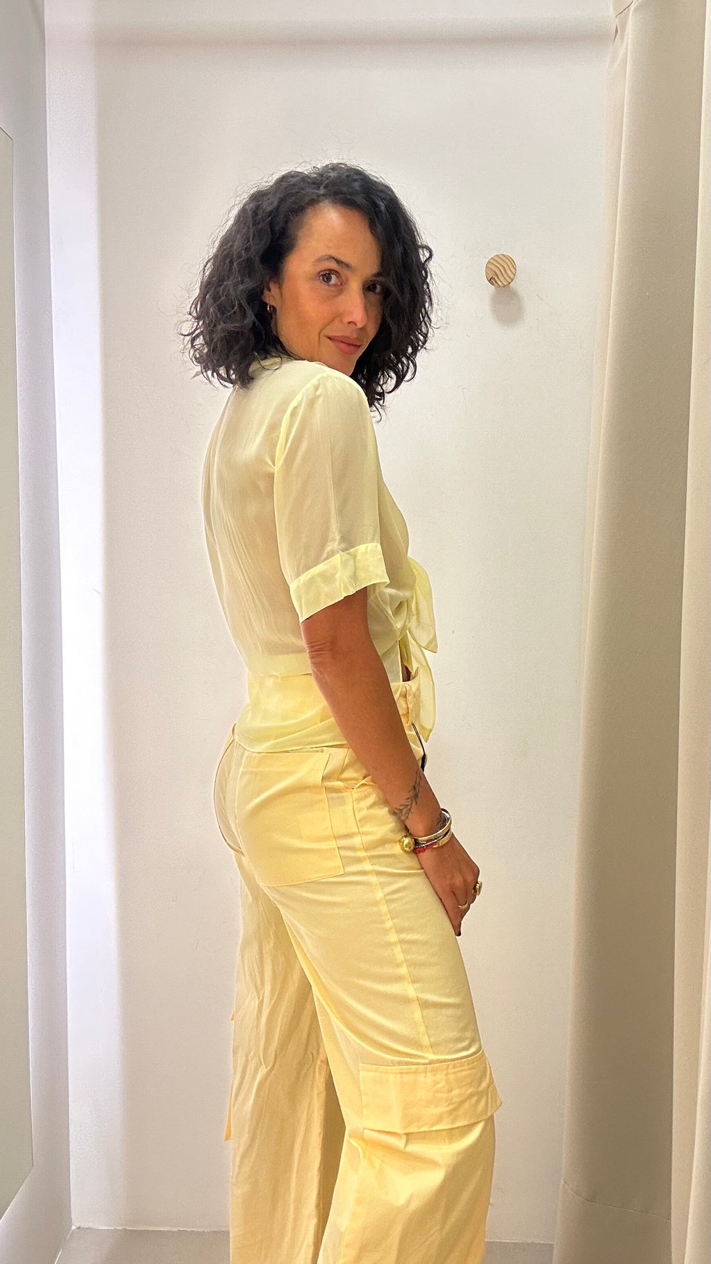 Calça Cargo Amarelo Manteiga