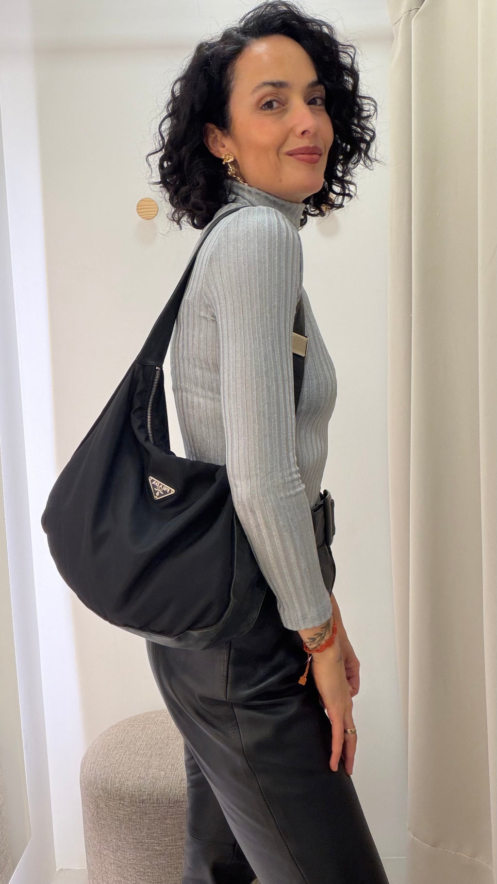 Bolsa preta Prada