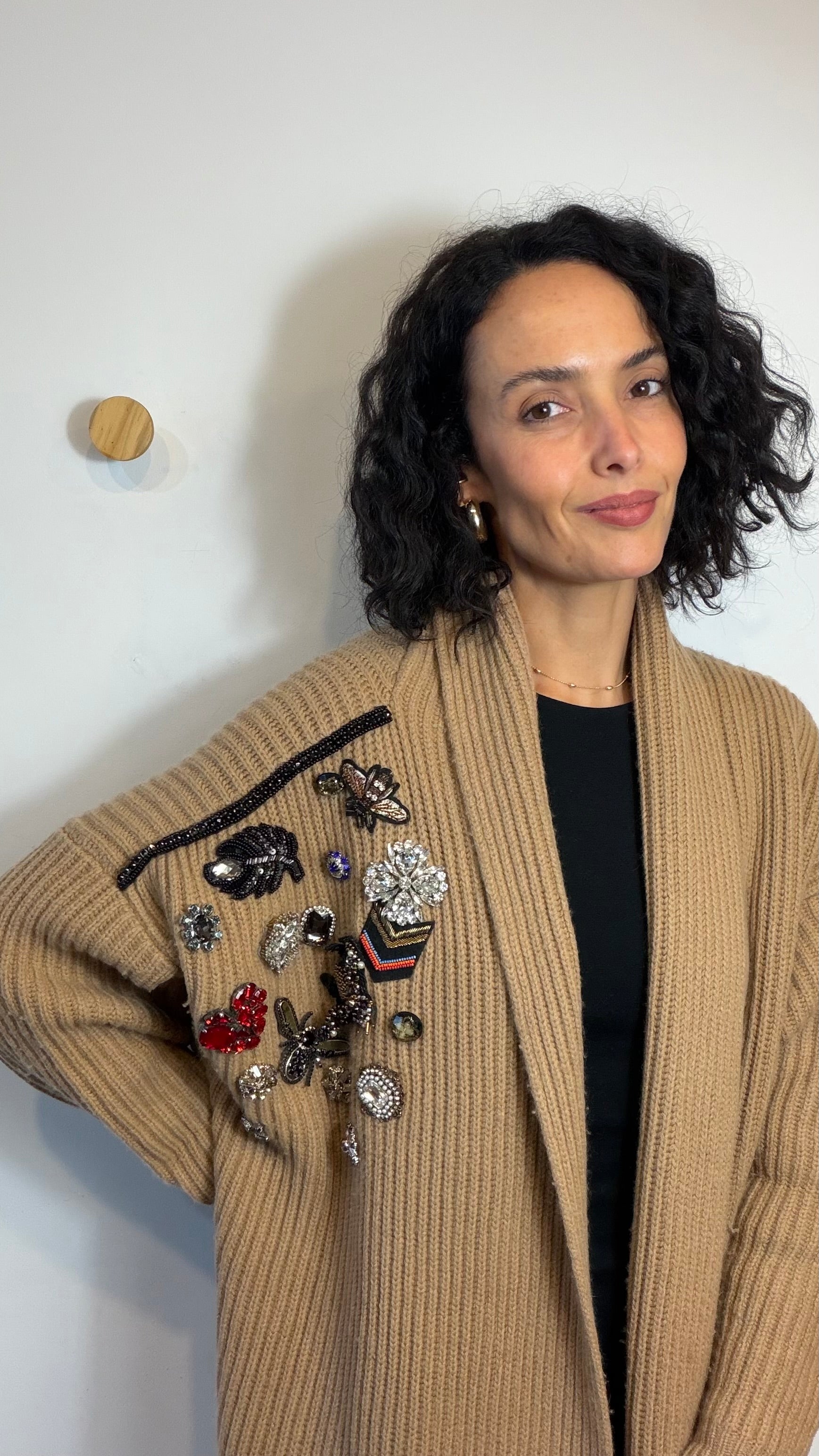 Cardigan com pedrarias Vivoar