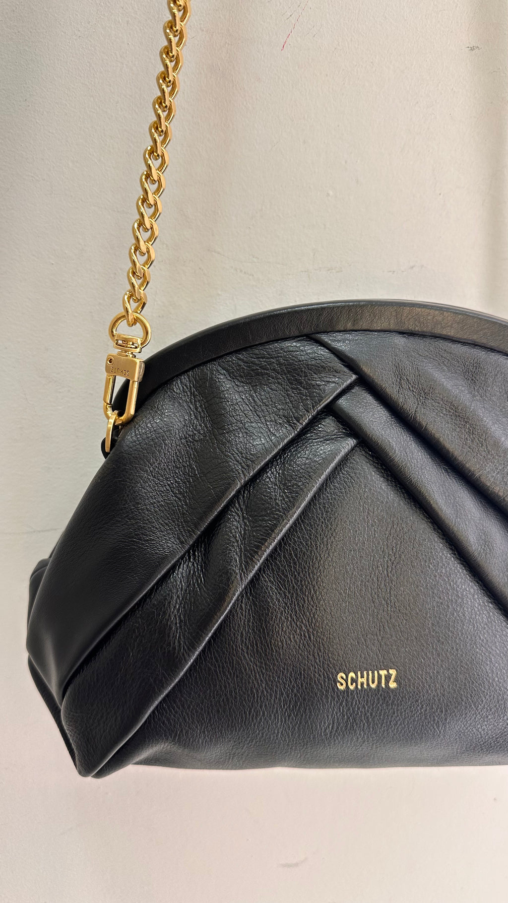 Bolsa couro Schutz