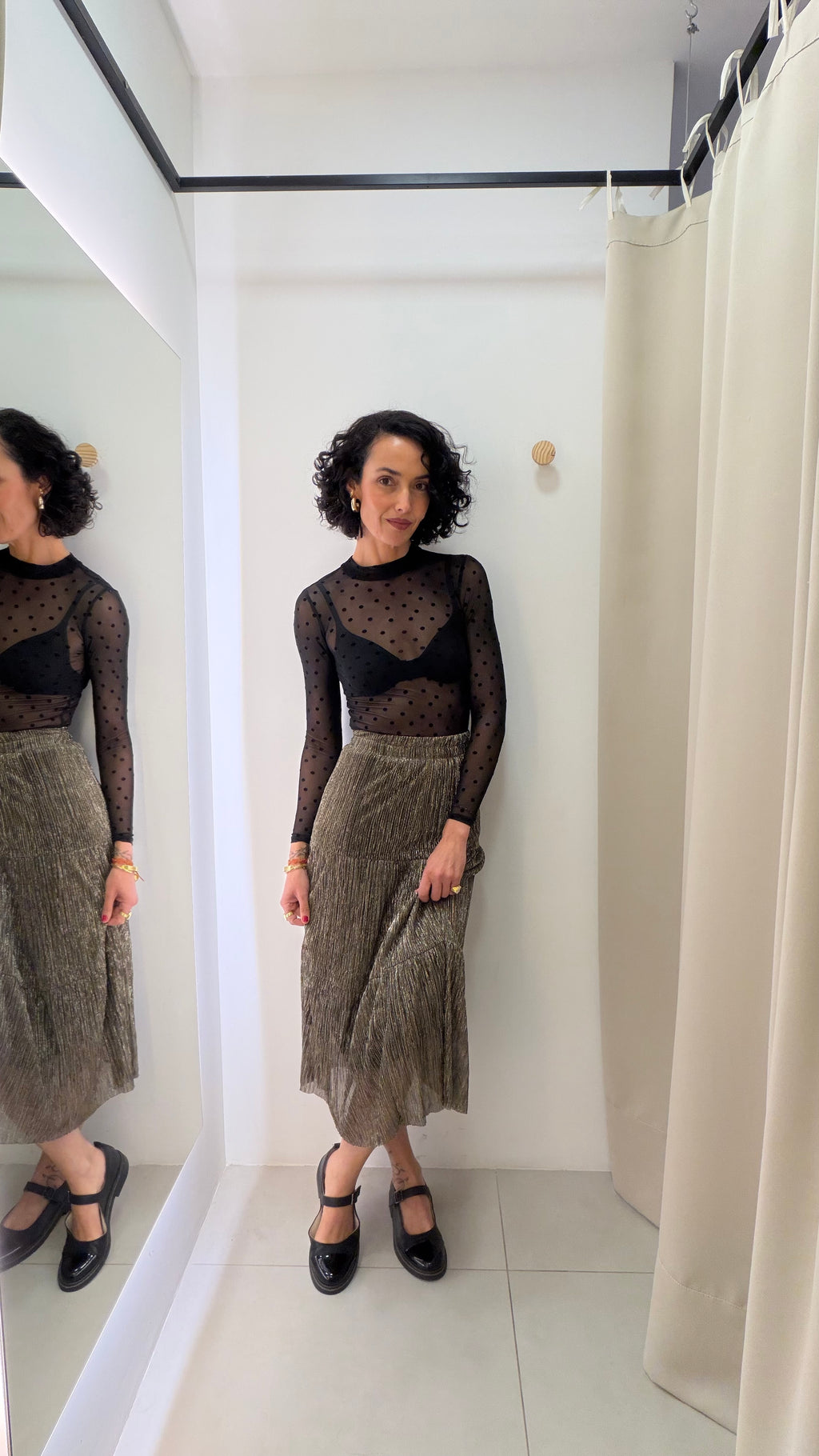 Saia dourada midi