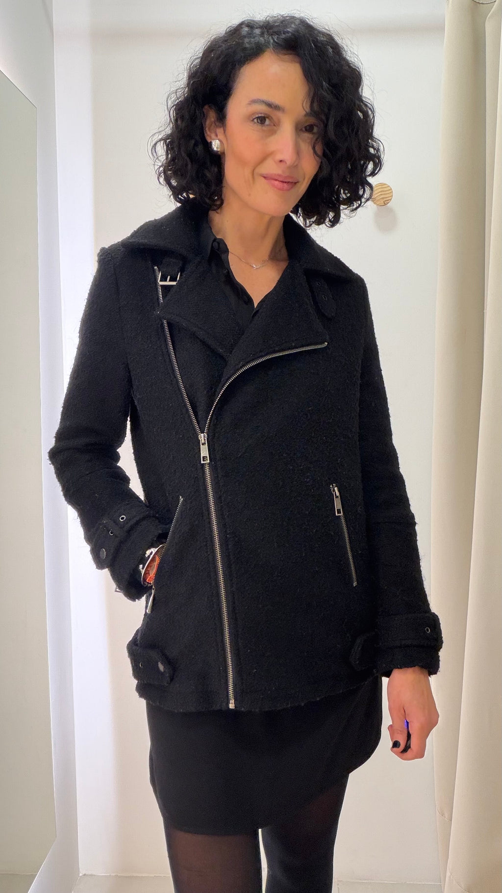 Casaco Preto Shoulder