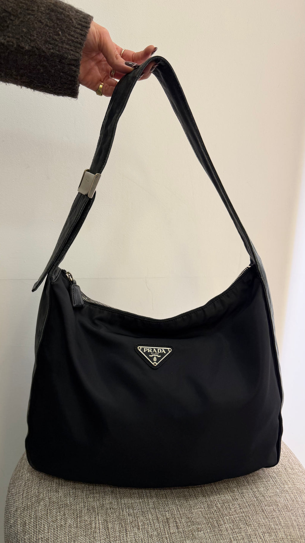 Bolsa preta Prada
