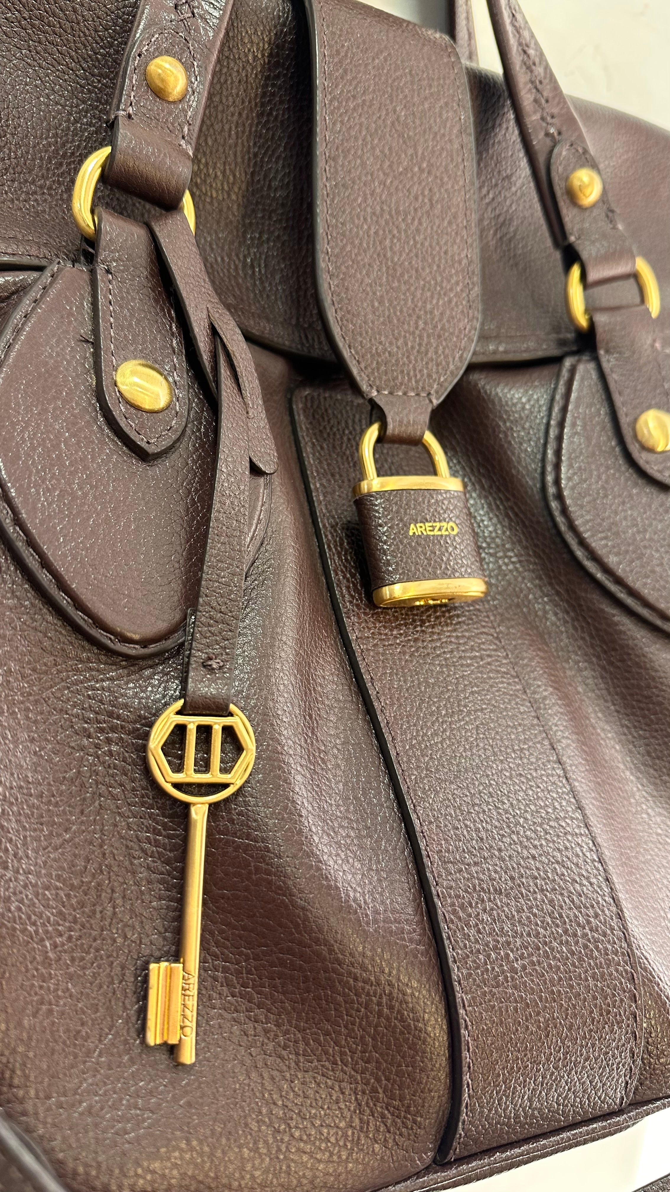 Bolsa couro vinho Arezzo