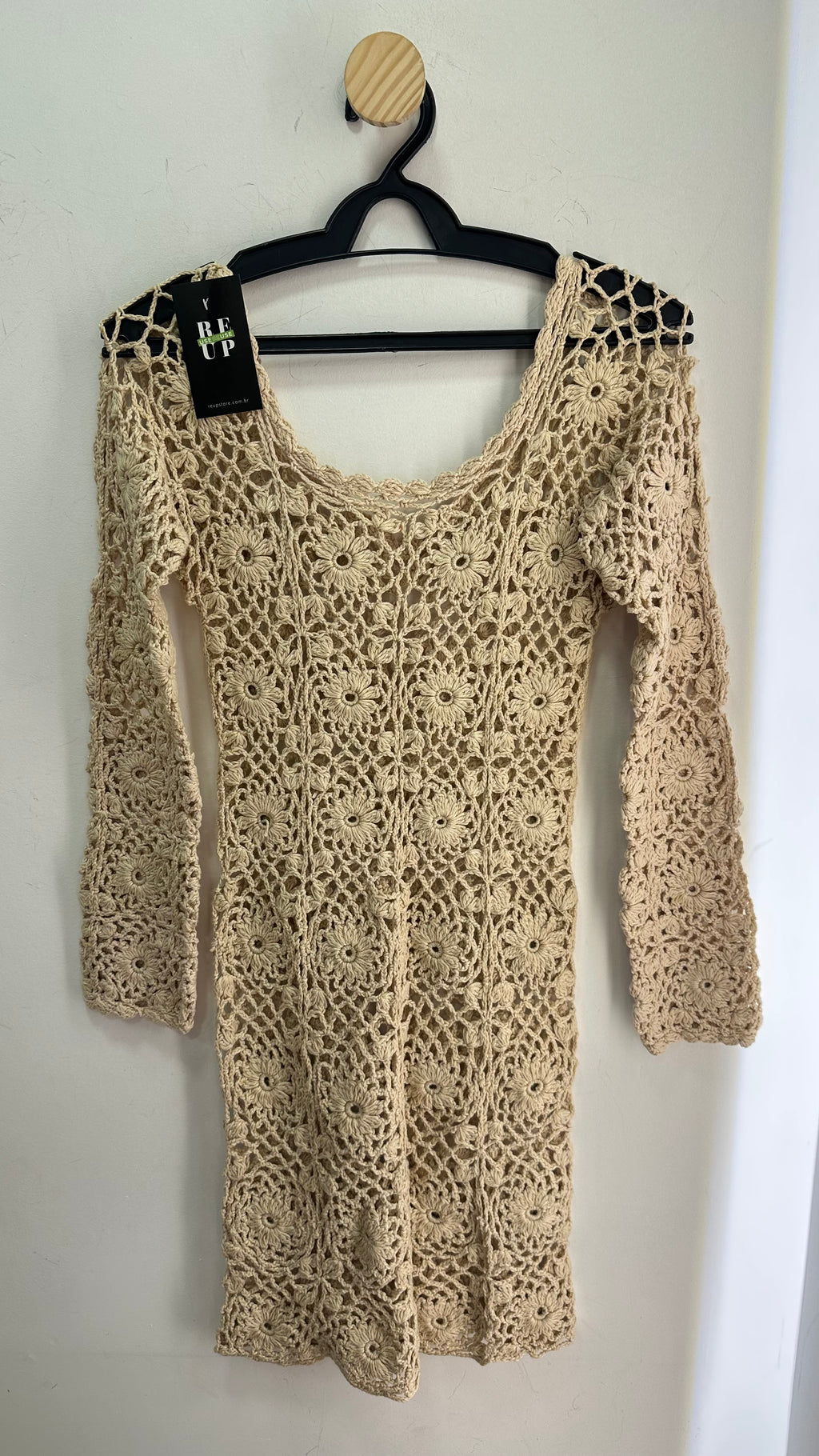 Vestido manga longa crochet