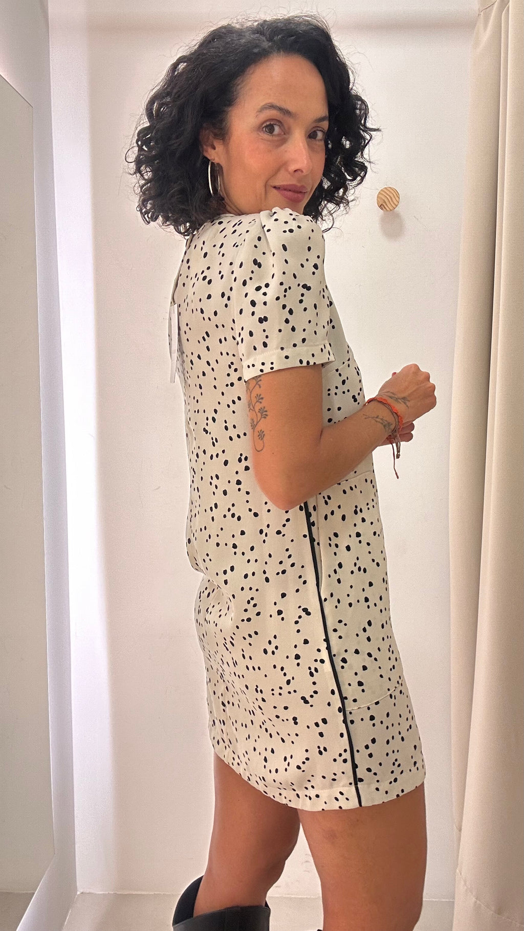 Vestido Poá Shoulder