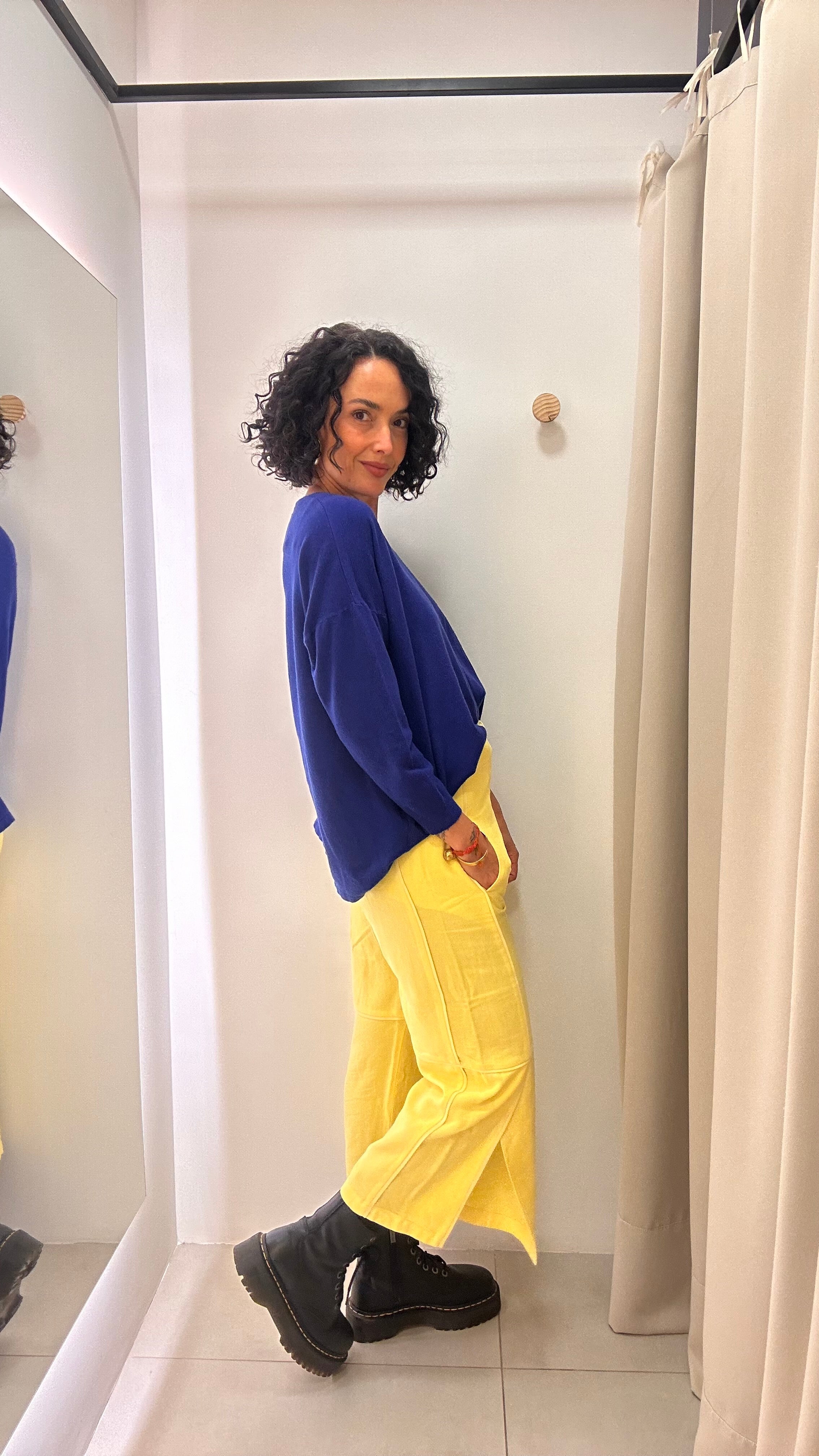 Calça Amarela Cris Barros