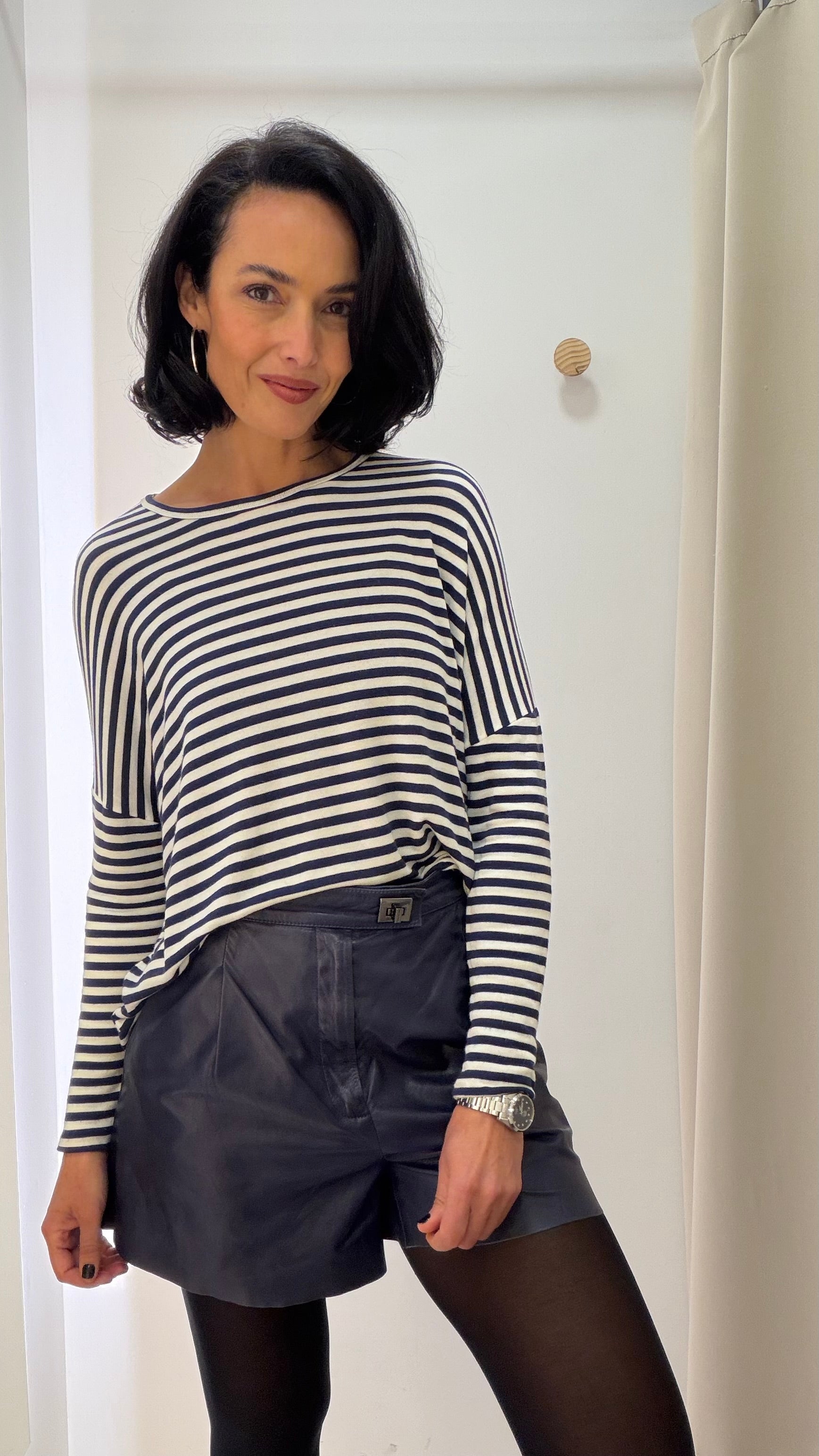Short de Couro Azul
