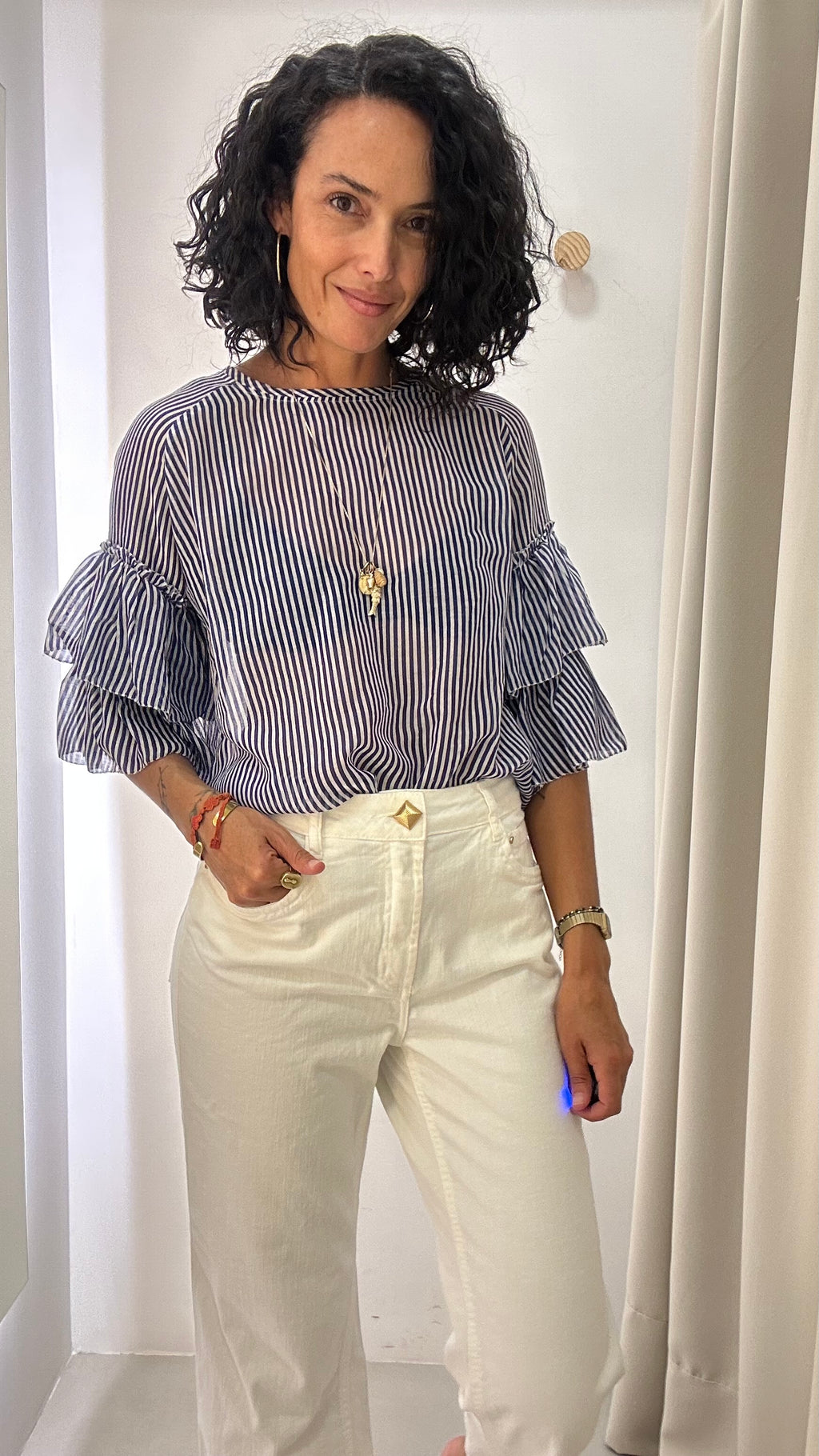 Blusa Listrada Azul e Branca