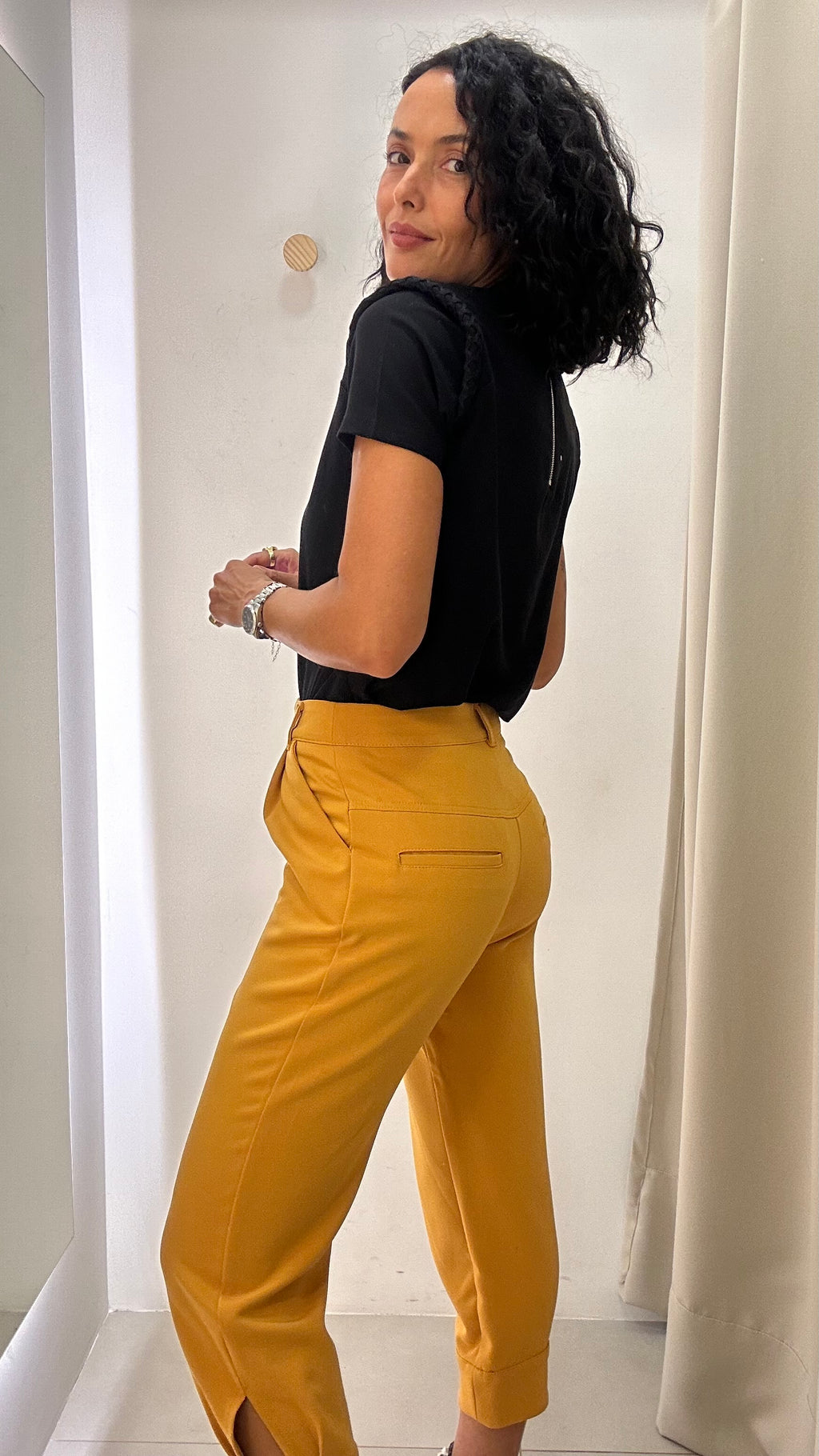 Calça Mostarda Shoulder