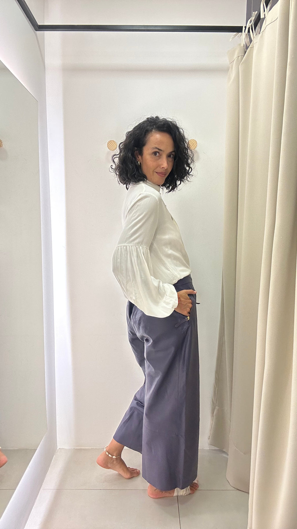 Calça roxa Couro Fig