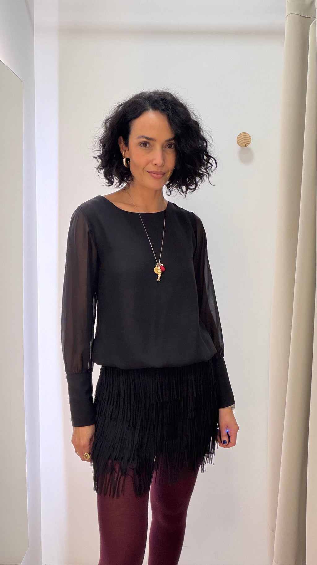 Vestido Preto com Franjas Thelure