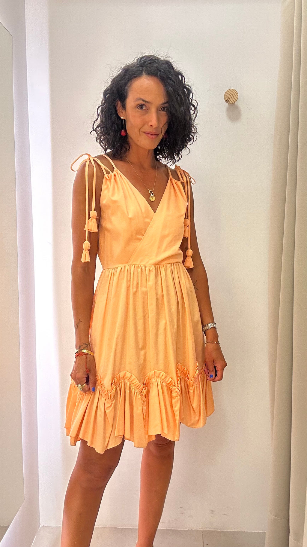 Vestido Coral Babado