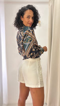 Short Branco