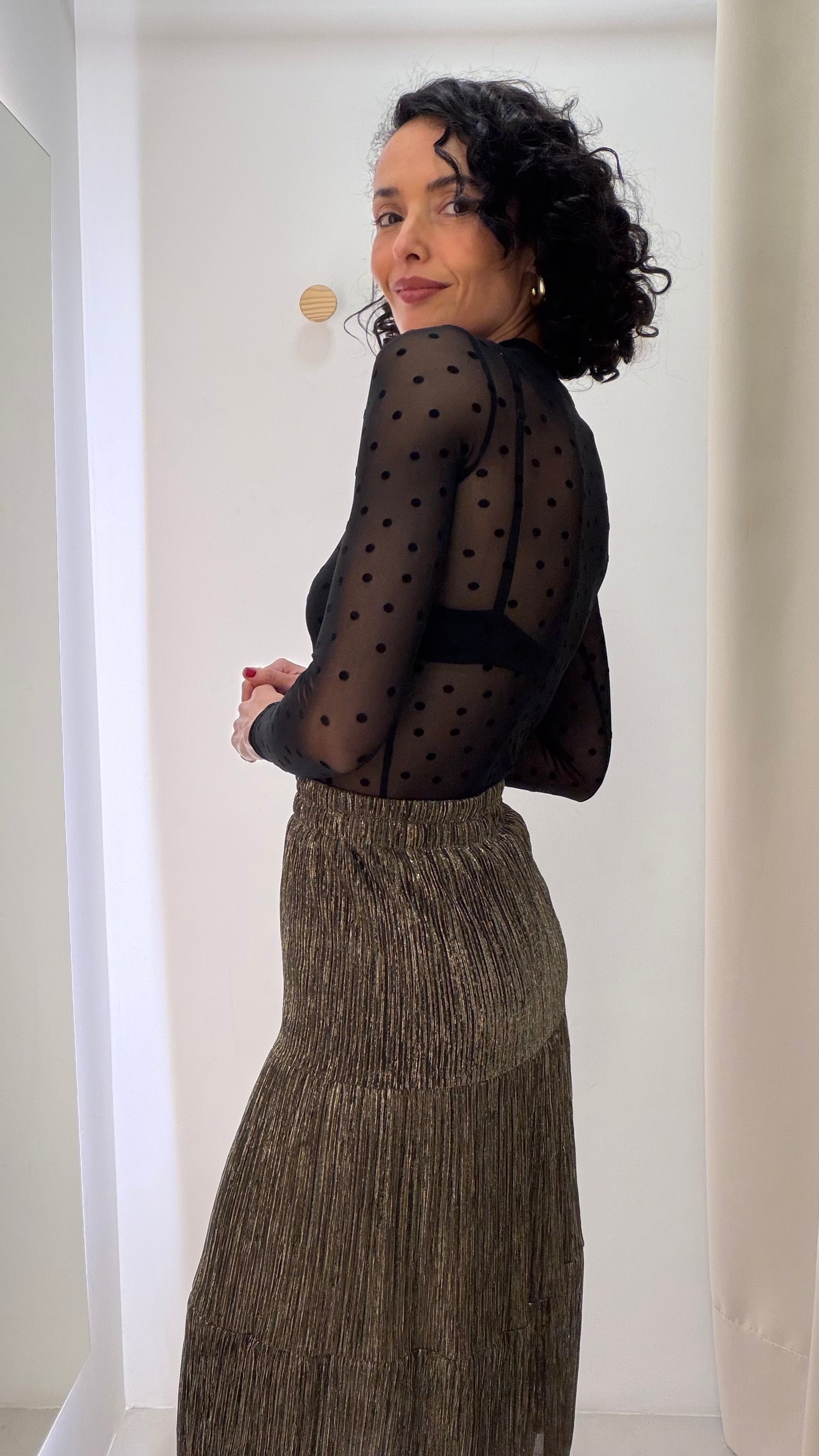 Saia dourada midi
