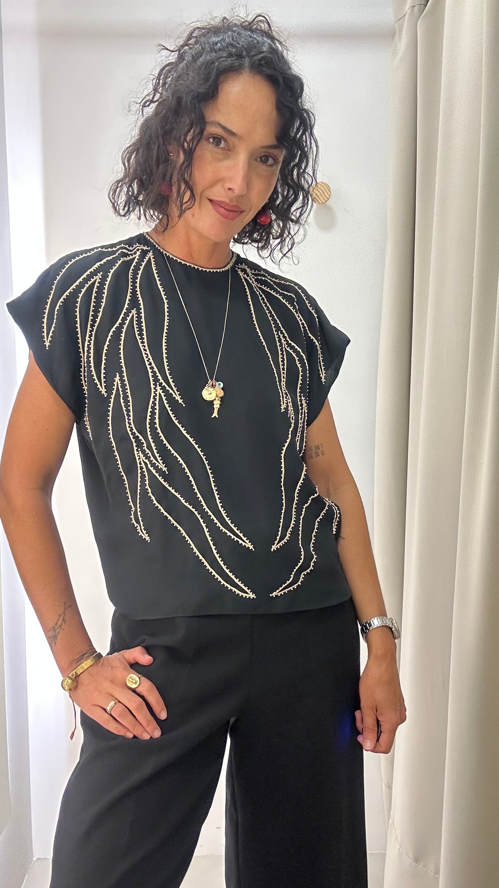 Blusa Preta Raifone