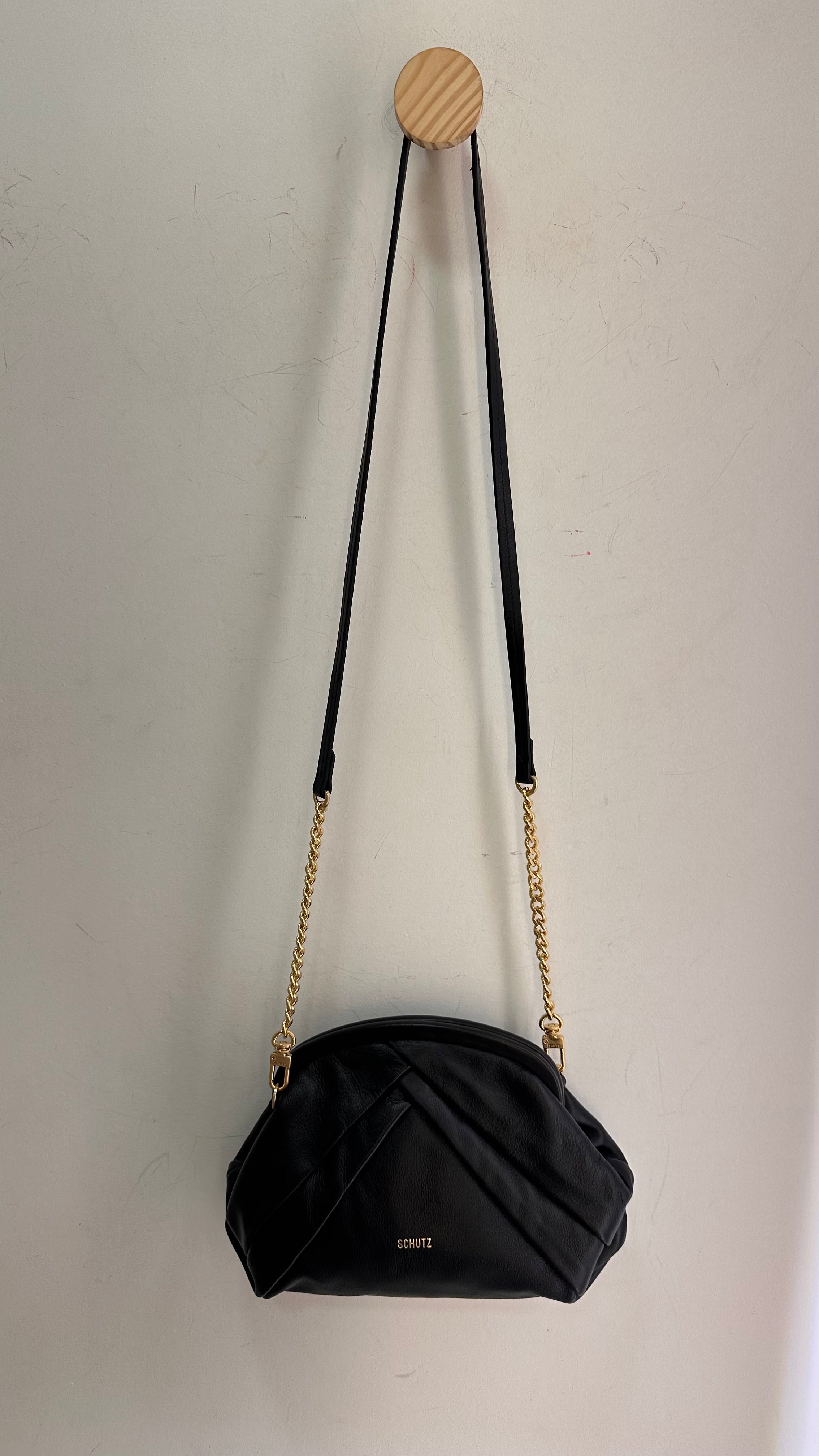 Bolsa couro Schutz