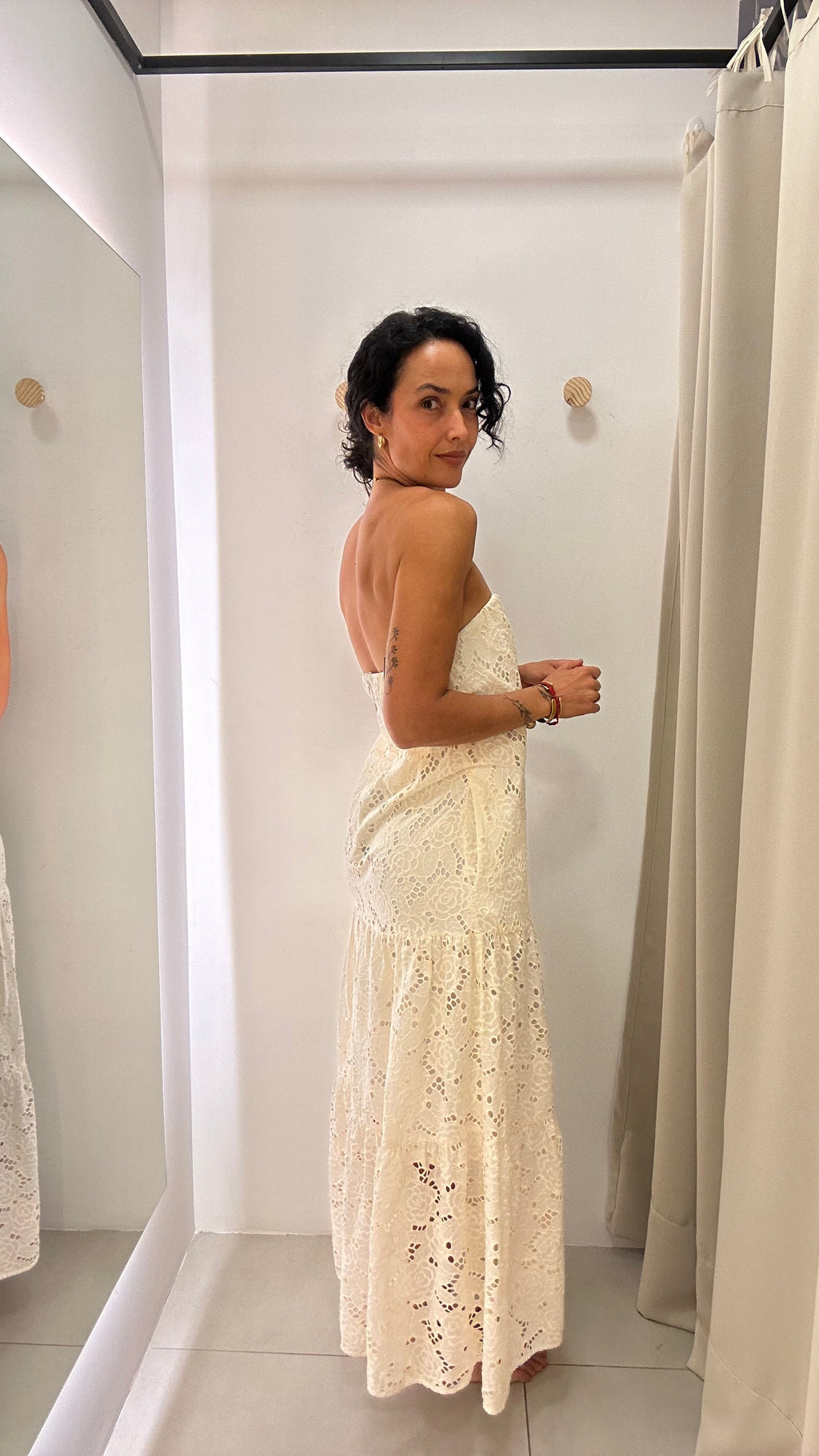 Vestido Longo em Renda Branca