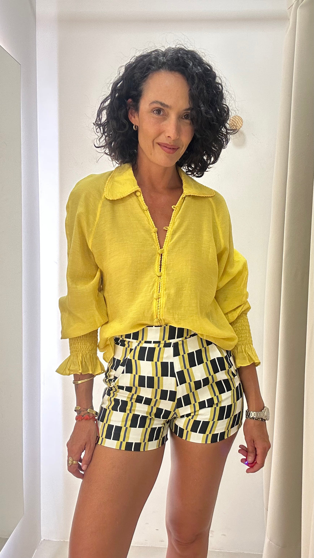 Camisa Amarela ninatton