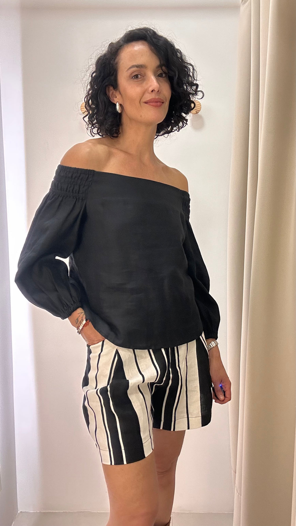 Blusa Preta 100% Linho Souq