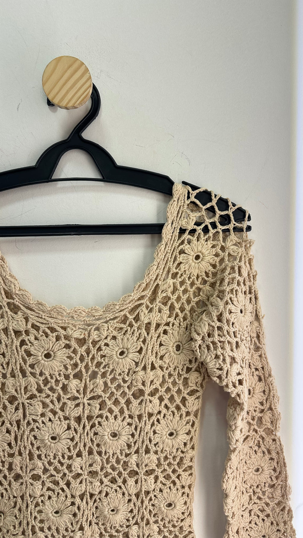 Vestido manga longa crochet
