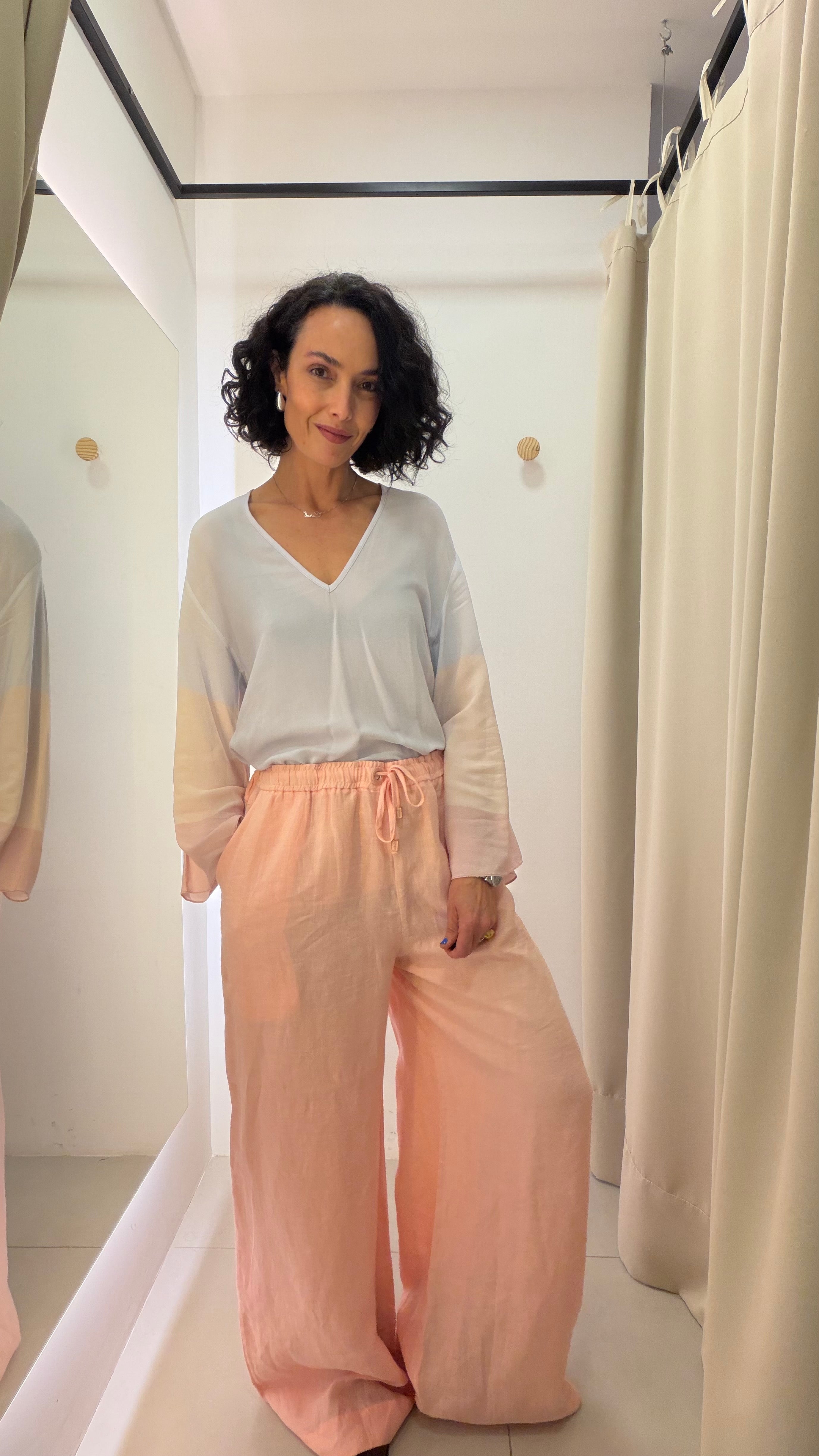 Blusa Bicolor com Decote V Cris Barros