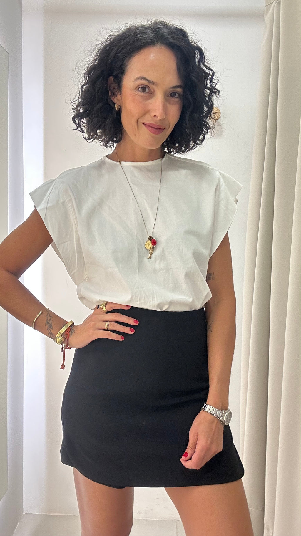 Short saia Preto Shoulder