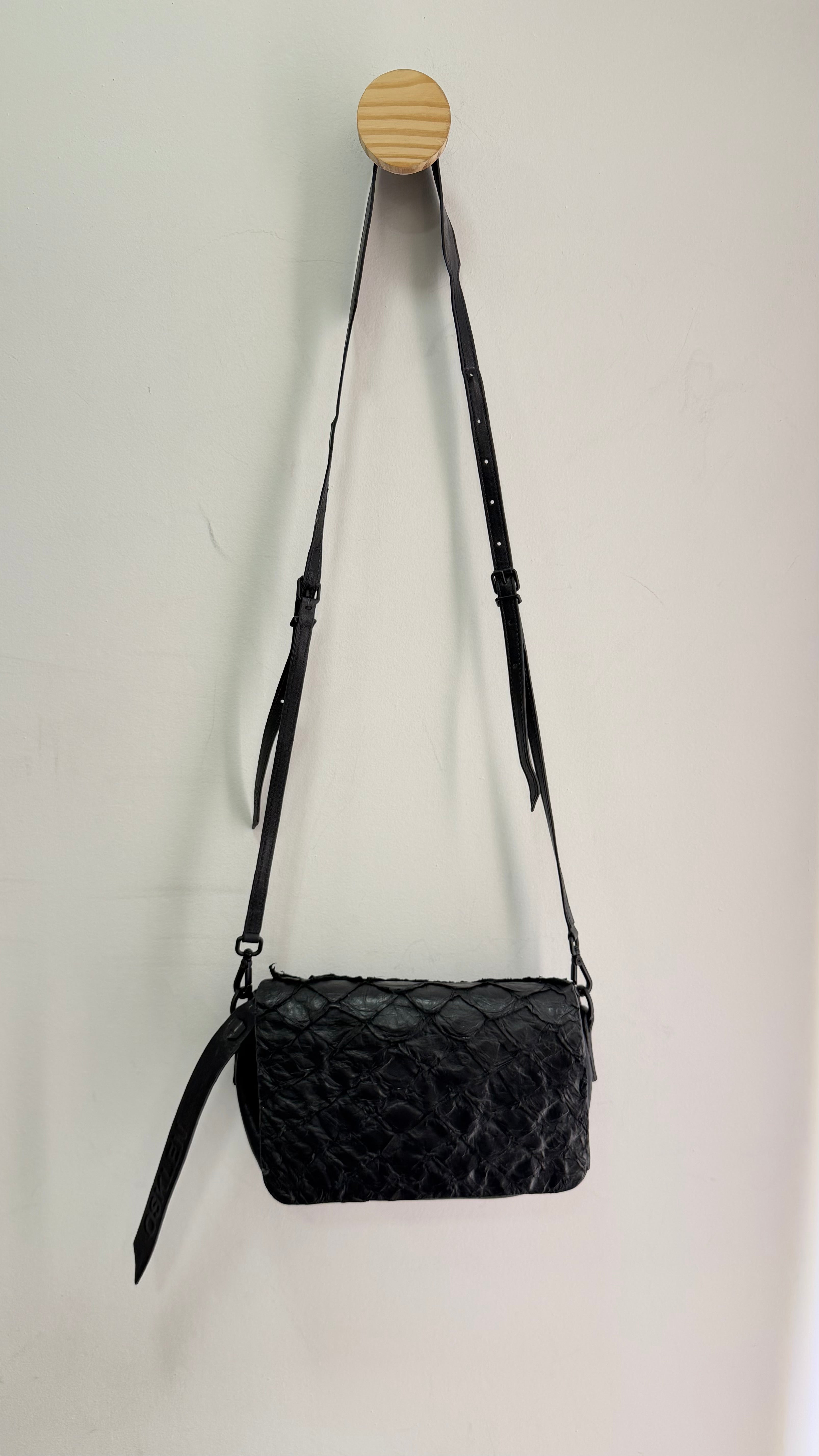Bolsa pirarucu Osklen