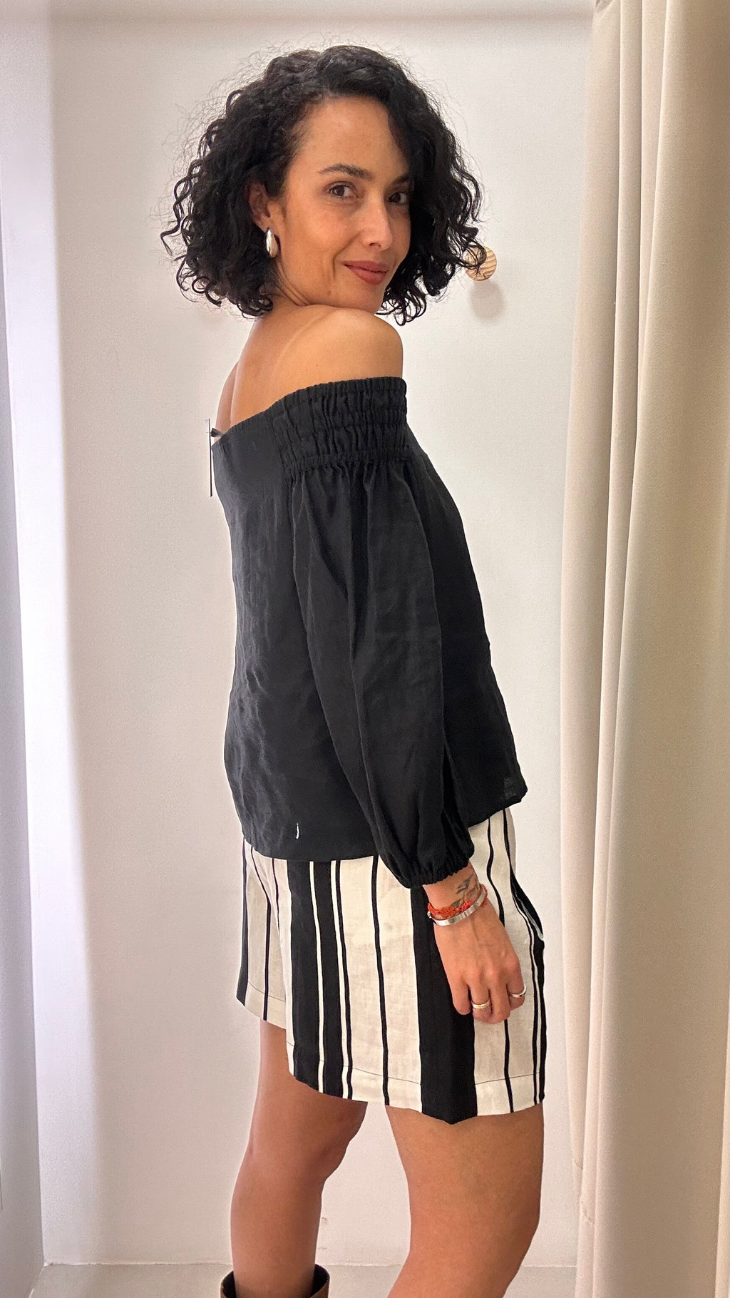 Blusa Preta 100% Linho Souq