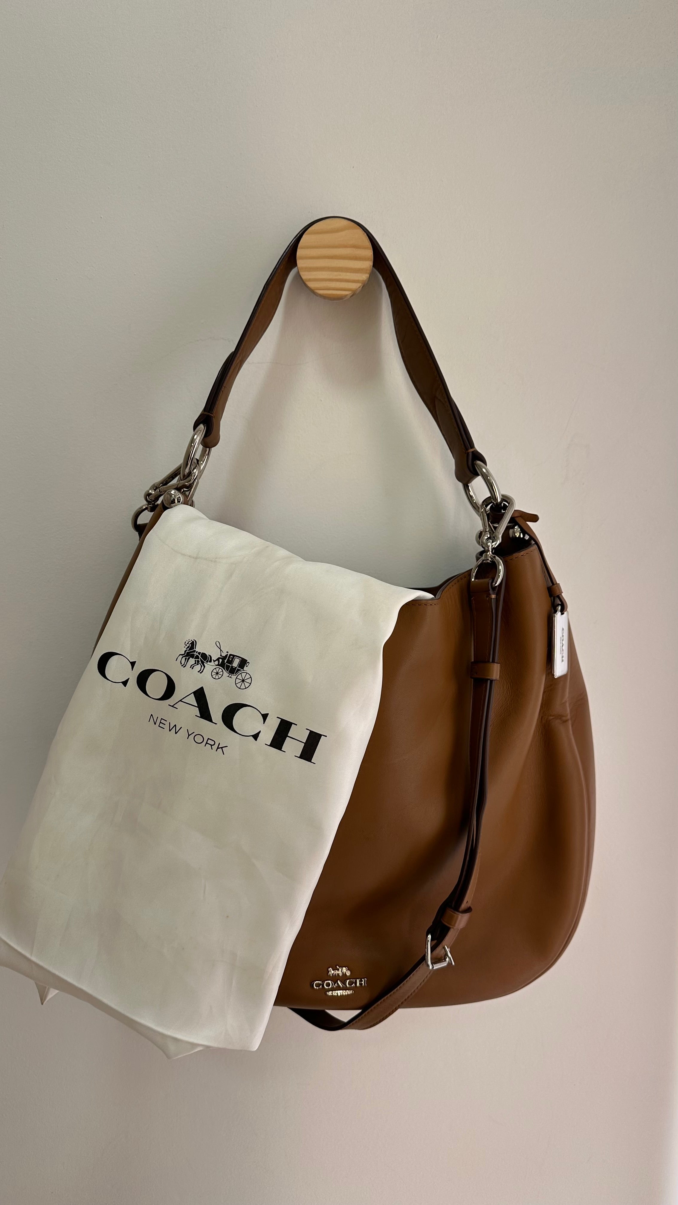 Bolsa couro Coach