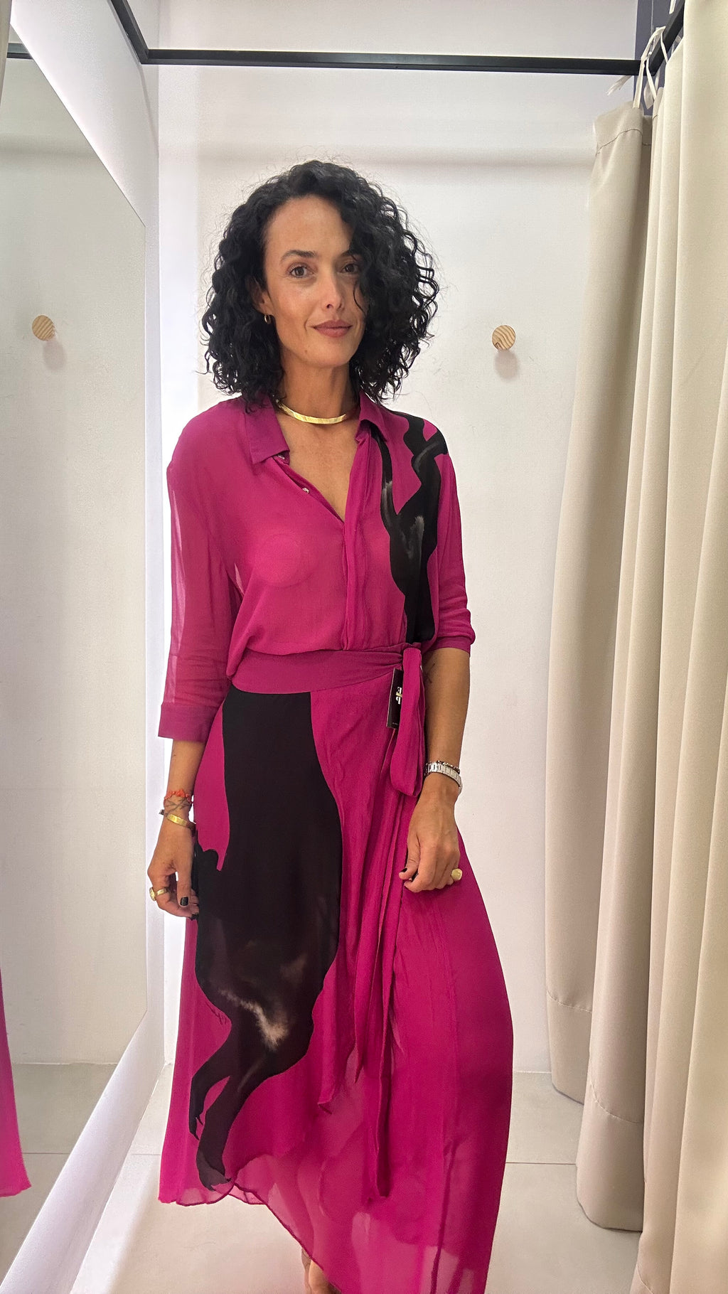 conjunto rosa em seda Yukio