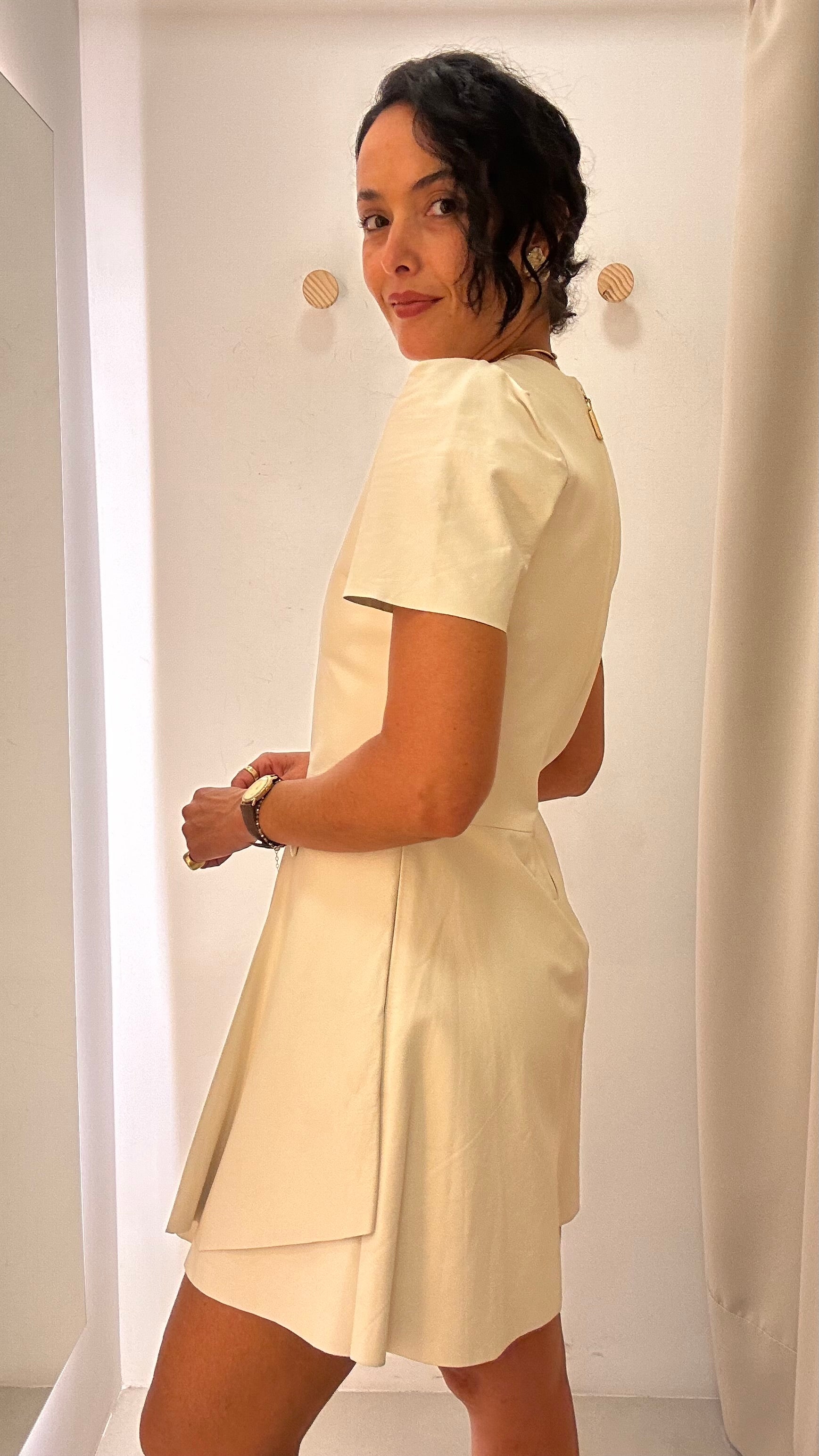 Vestido Off White Couro Bria