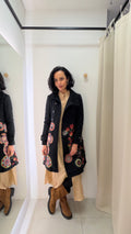 Casaco Preto com Flores Desigual
